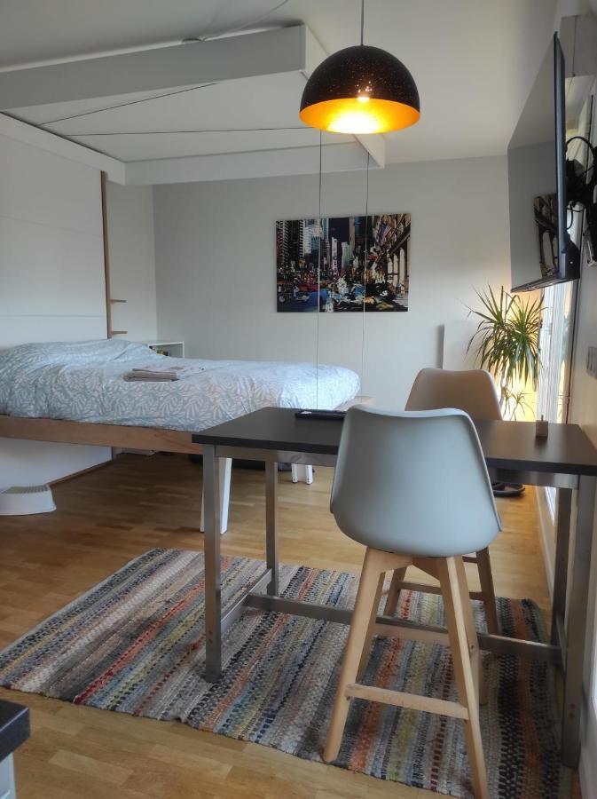 Studio Avec Terrasse Proche Des Transports. Issy-les-Moulineaux Exterior foto